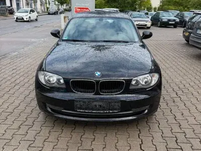 Second-hand BMW 116 Advantage 116 CP (85 kW) 2010 Negru Hatchback