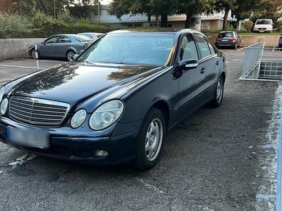 Mercedes E280