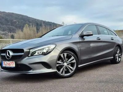 Gebraucht Mercedes CLA180 122 PS (89 kW) 2016 Grau Limousine