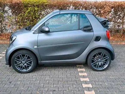 Gebraucht Smart ForTwo Cabrio Brabus 90 PS (66 kW) 2018 Grau Cabrio