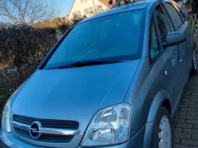 Gebraucht Opel Meriva Essentia 87 PS (63 kW) 2003 Grau Van / Kleinbus