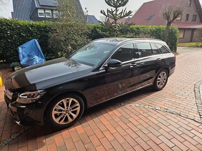 Gebraucht Mercedes C220 194 PS (142 kW) 2019 Schwarz Kombi