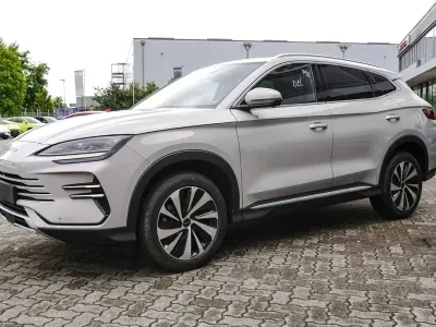 Neu BYD Seal U Boost 218 PS (160 kW) 2026 Beige SUV