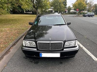 Mercedes C180