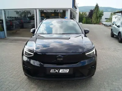 Neu Volvo EX40 Plus 300 kW (408 PS) 2026 Schwarz SUV