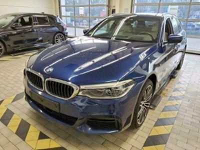 gebraucht BMW 530 dx M SPORT+LEDER+HUD+PANO+HIFI+SOFTCLOSE+AHK