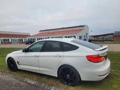 Gebraucht BMW 330 Gran Turismo Sport Line 258 PS (189 kW) 2014 Weiß Limousine