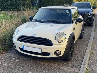 Weiß Gebraucht 2008 Mini ONE Kleinwagen | 4.900 € (Teuer)