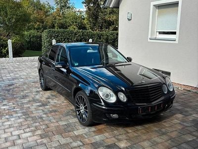 Mercedes E320