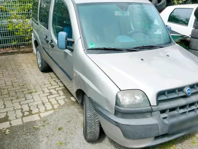Gebraucht Fiat Doblò 105 PS (77 kW) 2004 Grau Van / Kleinbus