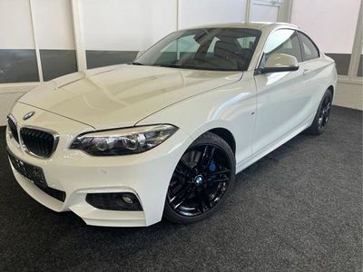 gebraucht BMW 220 2er Coupé i M SPORT AUT NAVI LED SHZ 18ALU