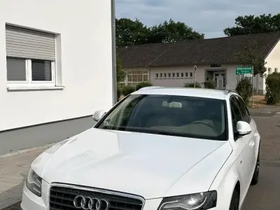 Gebraucht Audi A4 Ambiente 160 PS (117 kW) 2008 Weiß Kombi