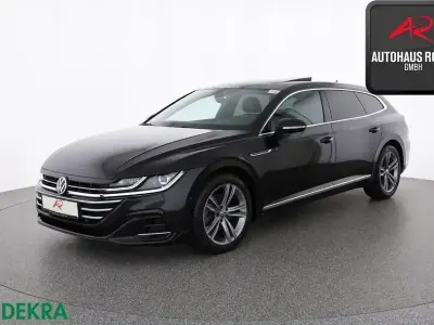 Gebraucht VW Arteon R-line 200 PS (147 kW) 2023 Deep black perleffekt Kombi