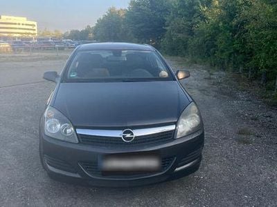 Opel Astra GTC