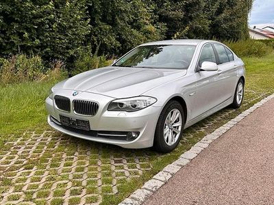 BMW 523
