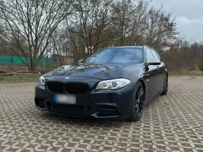 Gebraucht BMW M550 Shadowline 381 PS (280 kW) 2012 Blau Limousine