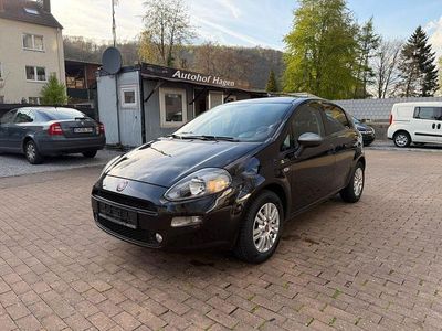 Gebraucht Fiat Punto Young 69 PS (50 kW) 2016 Schwarz Kleinwagen