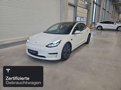 Pearl white multicoat Gebraucht 2021 Tesla Model 3 RWD Limousine | 29.200 € (Etwas zu teuer)