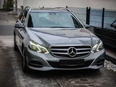 Gebraucht Mercedes E300 231 PS (169 kW) 2013 Grau Kombi