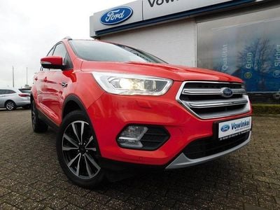 Rot Gebraucht 2017 Ford Kuga Titanium SUV | 12.425 € (Fairer Preis)
