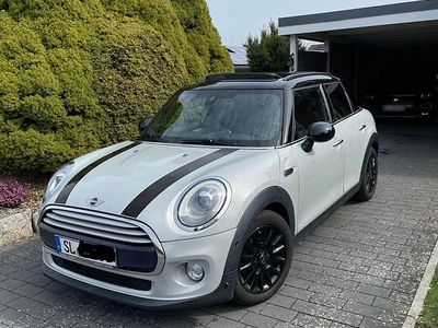 Begagnad Mini Cooper Chili 136 HK (100 kW) 2015 Silver Halvkombi
