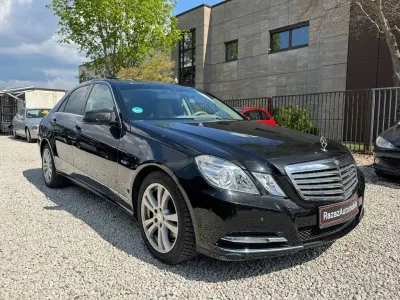 Gebraucht Mercedes E350 265 PS (194 kW) 2011 Schwarz Limousine