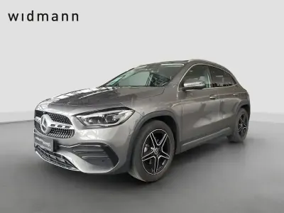 Usata Mercedes GLA200 AMG line 150 CV (110 kW) 2023 Grigio SUV