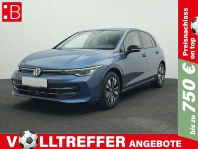 Gebraucht VW Golf VIII Goal 150 PS (110 kW) 2025 Blau Limousine