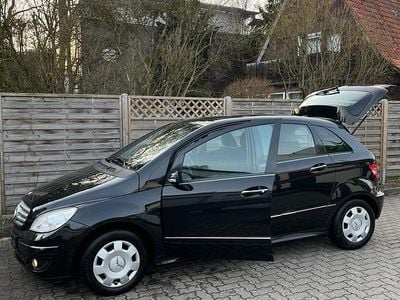 Gebraucht Mercedes B170 116 PS (85 kW) 2006 Schwarz Van / Kleinbus