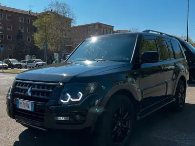 Gebraucht Mitsubishi Pajero Edition 190 PS (139 kW) 2017 Schwarz SUV