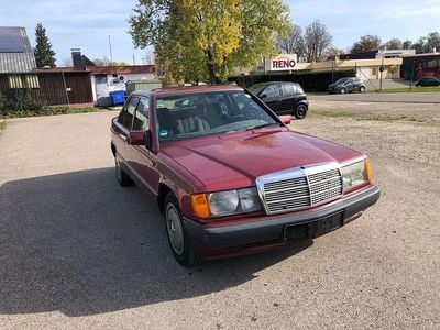 Rot Gebraucht 1991 Mercedes 190 Limousine | 3.600 €