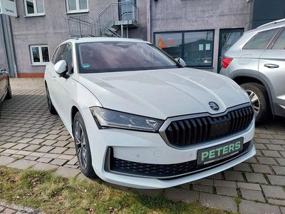 Gebraucht Skoda Superb Selection 204 PS (150 kW) 2025 Weiß Kombi