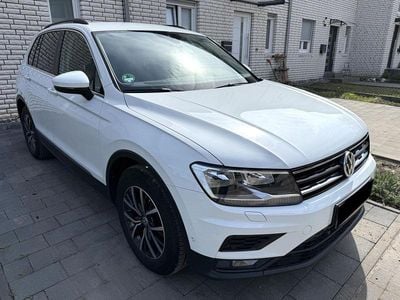 Usata VW Tiguan Comfortline 131 CV (96 kW) 2020 Bianco SUV