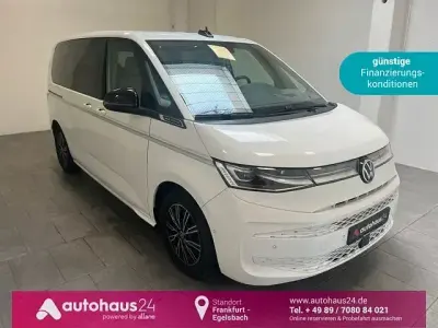 Gebraucht VW Multivan Style 150 PS (110 kW) 2023 Weiß Van / Kleinbus