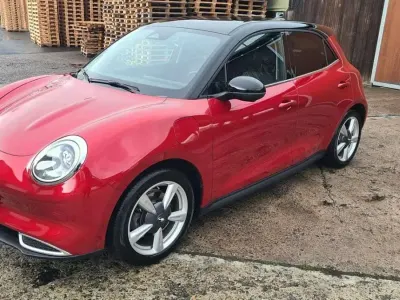 Używany Ora Funky Cat 400 Pro 125 kW (171 KM) 2023 Czerwony Hatchback