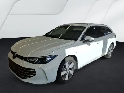 Gebraucht VW Passat Business 204 PS (150 kW) 2025 Weiss Kombi