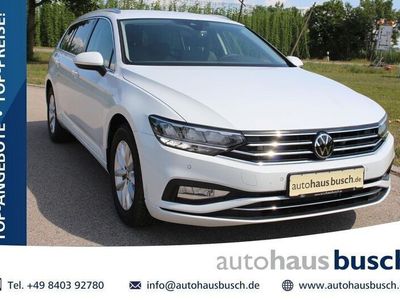 Gletscherweiß Gebraucht 2023 VW Passat Business Kombi | 36.980 €
