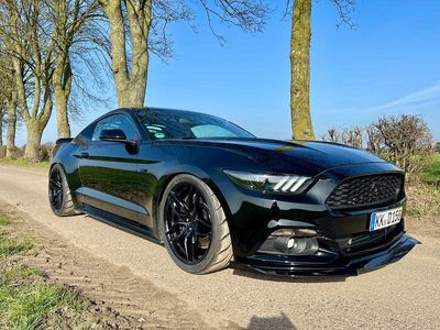 Gebraucht Ford Mustang Performance Edition 305 PS (224 kW) 2017 Schwarz Coupé