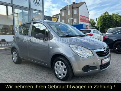 Gebraucht Opel Agila Basis 68 PS (50 kW) 2014 Grau Kleinwagen