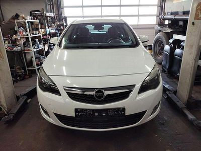 Gebraucht Opel Astra Sport 160 PS (117 kW) 2011 Weiß Kombi