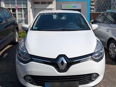 Gebraucht Renault Clio IV Luxe 90 PS (66 kW) 2014 Weiß Kleinwagen