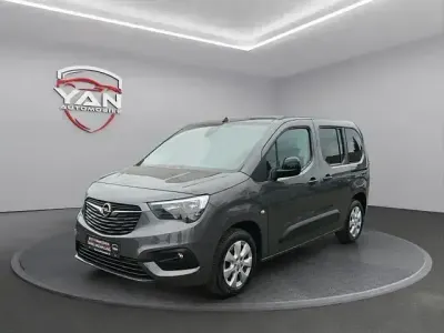 Second-hand Opel Combo Life 131 CP (96 kW) 2022 Gri Monovolum