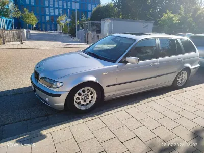 Gebraucht BMW 318 143 PS (105 kW) 2003 Silber Kombi