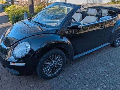 Gebraucht VW New Beetle 102 PS (75 kW) 2010 Schwarz Kleinwagen