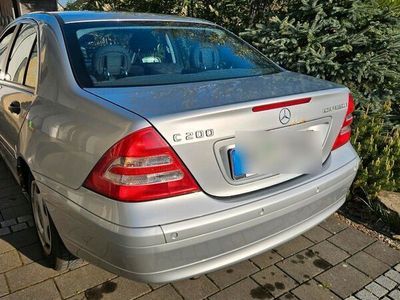 Mercedes C200