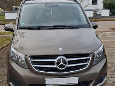 Mercedes V250