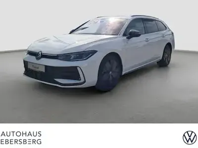 Nowe VW Passat R-line 193 KM (141 kW) 2025 Biały Kombi