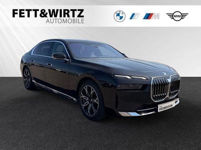 Second-hand BMW 750e Comfort Edition 489 CP (359 kW) 2024 Negru Berlinǎ