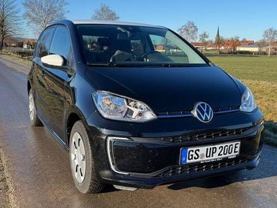 Gebraucht VW e-up! Style 61 kW (83 PS) 2022 Schwarz Kleinwagen