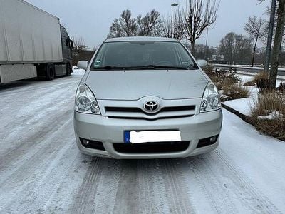Gebraucht Toyota Corolla Verso 177 PS (130 kW) 2006 Silber Van / Kleinbus